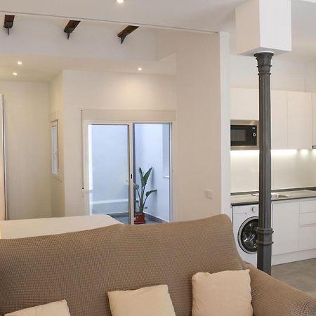 Balaustrada Apartments บูร์จาซ็อต ภายนอก รูปภาพ