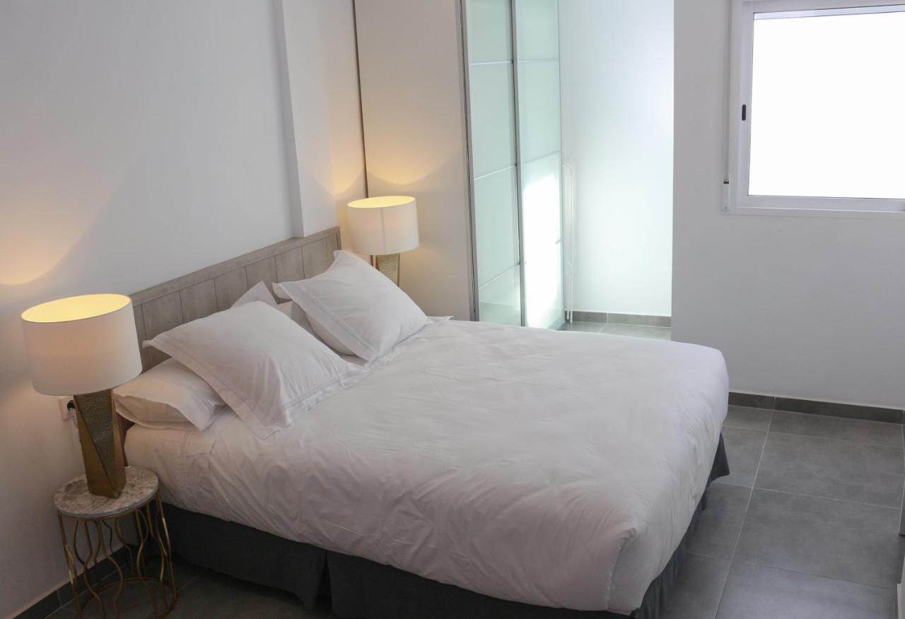 Balaustrada Apartments บูร์จาซ็อต ภายนอก รูปภาพ