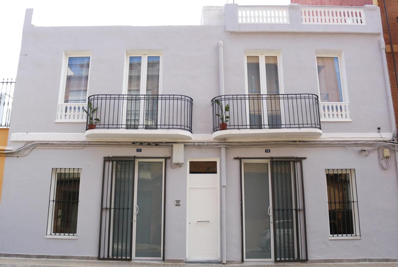 Balaustrada Apartments บูร์จาซ็อต ภายนอก รูปภาพ
