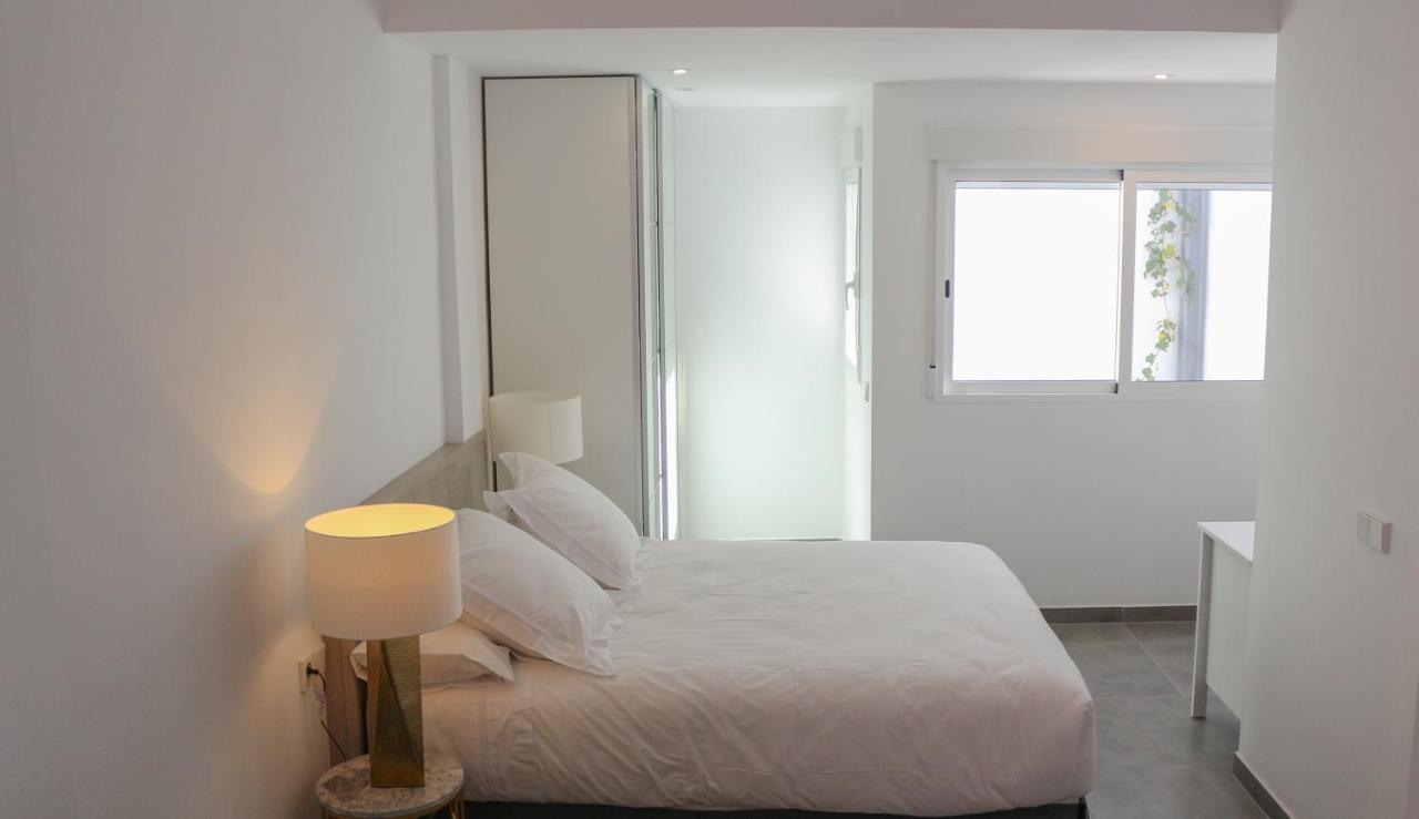 Balaustrada Apartments บูร์จาซ็อต ภายนอก รูปภาพ